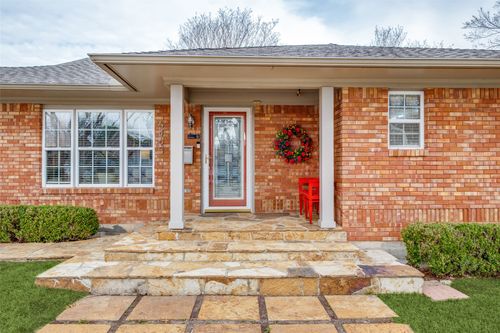 6463 Highgate Ln, Dallas, TX, 75214-2242 | Card Image