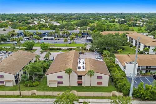203-7217 Cloister Dr, SARASOTA, FL, 34231-8028 | Card Image