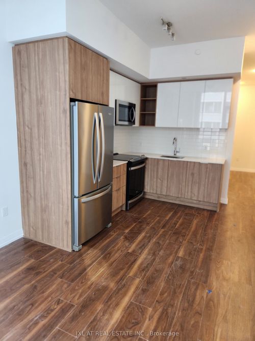 315-50 Dunfield Ave, Toronto, ON, M4S0E4 | Card Image