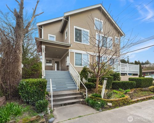 3056 60th Avenue Sw, Seattle, WA, 98116 | Card Image