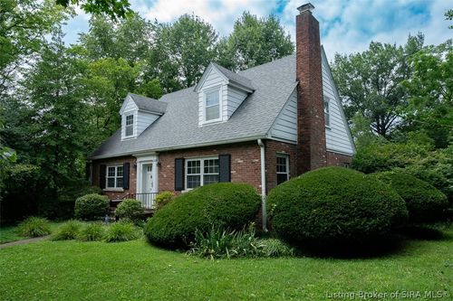 1302 Ridgeway Ave, New Albany, IN, 47150-5251 | Card Image