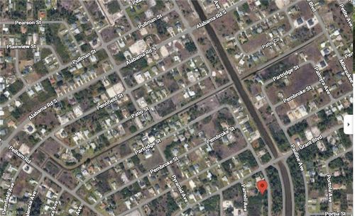 424 Paulcrest Ave, Lehigh Acres, FL, 33974-0452 | Card Image