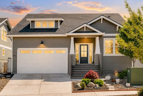 396 Randy St, Ashland, OR, 97520-1178 | Card Image
