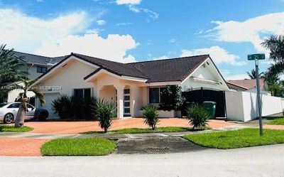 9420 Sw 21st St, House other with 3 bedrooms, 2 bathrooms and null parking in Miami FL | Image 1