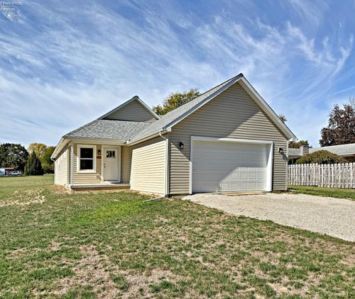 91 Elwood Ave, Tiffin, OH, 44883-1138 | Card Image