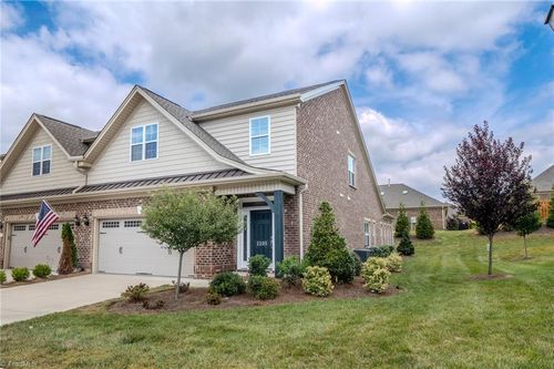 2203 Friedberg Village Dr, Winston-Salem, NC, 27127-9884 | Card Image