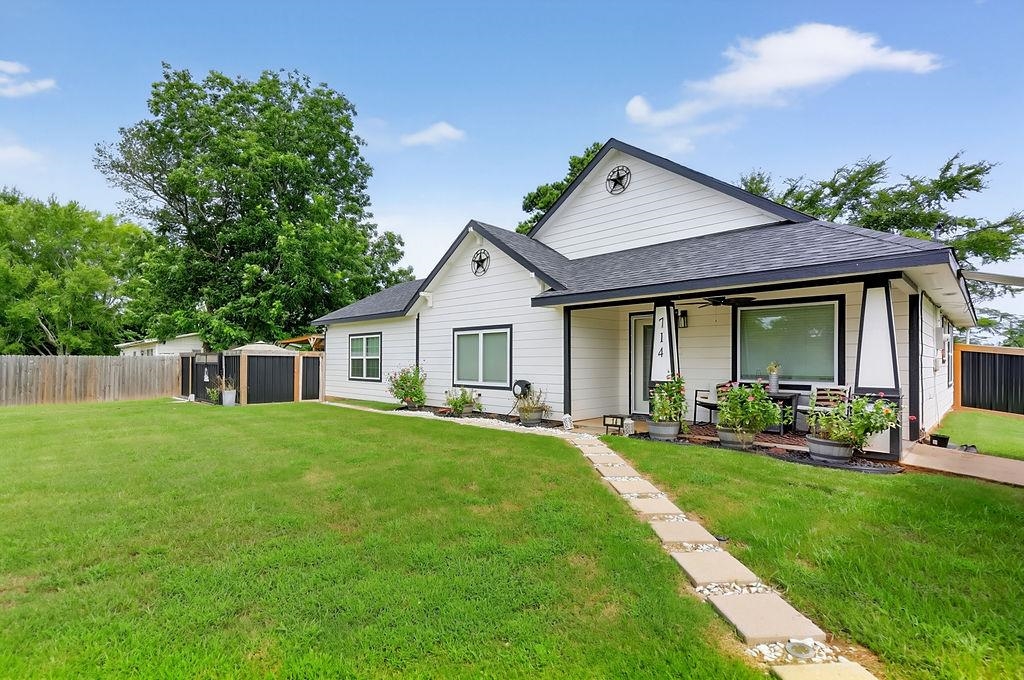 Residential in Hughes Springs 5