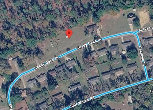 119 Shady Oaks Dr, Palestine, TX, 75803-3935 | Card Image