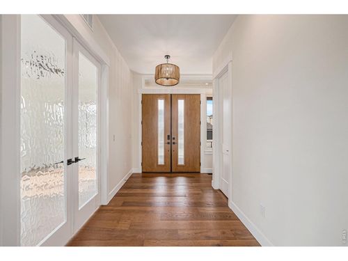 953 Saint Andrews Ln, Louisville, CO, 80027-9590 | Card Image