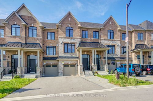 36 Elkington Cres, Whitby, ON, L1P0L7 | Card Image