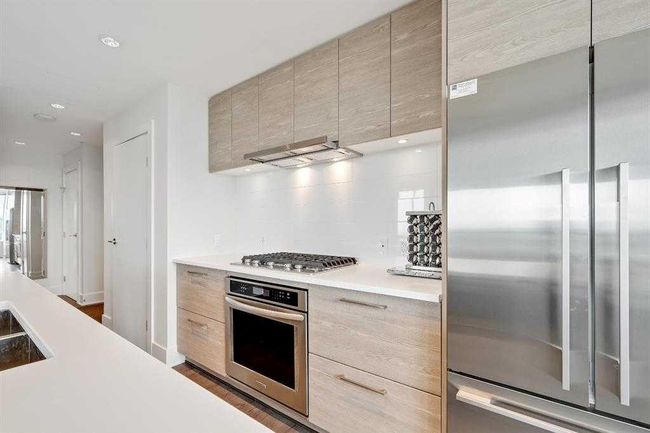 804 - 38 9 St Ne, Condo with 2 bedrooms, 2 bathrooms and 1 parking in Calgary AB | Image 5