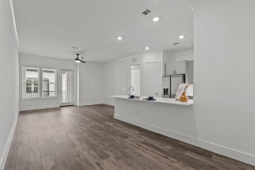 5816-1664 Hillside Ter, Buda, TX, 78610 | Card Image