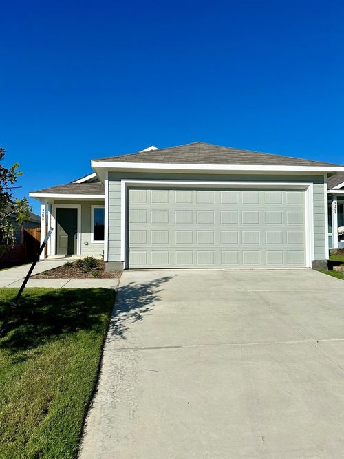 9205 Red Fox Trl, Mckinney, TX, 75071-4091 | Card Image