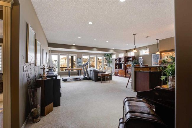 22 Tuscany Estates Crescent Nw, Home with 3 bedrooms, 2 bathrooms and 4 parking in Calgary AB | Image 30