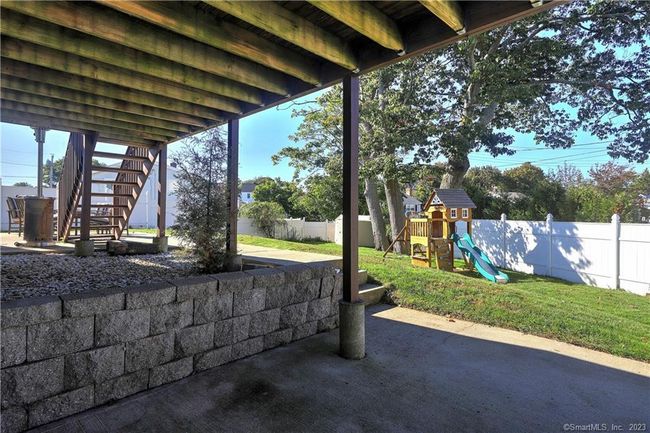 114 Meadow View Ter, House other with 3 bedrooms, 3 bathrooms and null parking in New Haven CT | Image 35