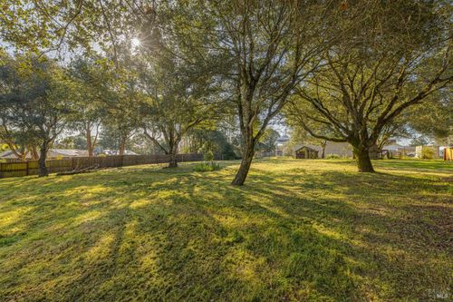 9980 Oak St, Penngrove, CA, 94951 | Card Image