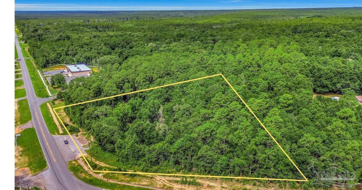 6647 Munson Hwy, Milton, FL 32570