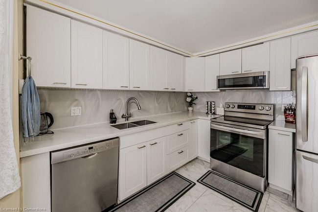 17 Folkstone Cres, House other with 3 bedrooms, 2 bathrooms and 2 parking in Kitchener ON | Image 8