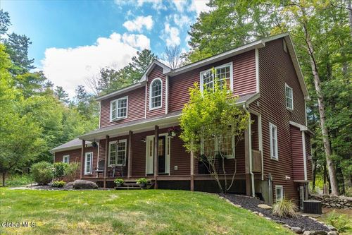38 Thunderbird Rd, Queensbury, NY, 12804-8400 | Card Image