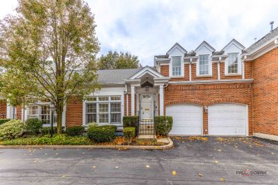 757 Hibbard Road, Townhouse with 3 bedrooms, 2 bathrooms and 2 parking in Wilmette IL | Image 1