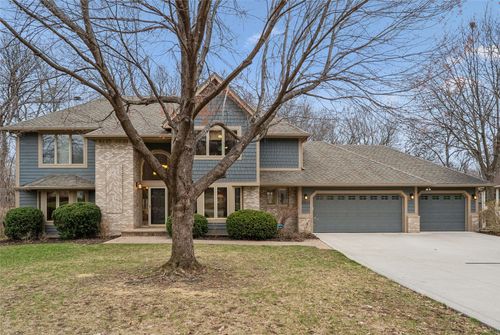 5411 Forest Dr, Johnston, IA, 50131-1282 | Card Image