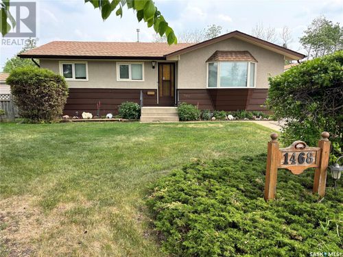 1468 Goshen Pl, Prince Albert, SK, S6V0R8 | Card Image