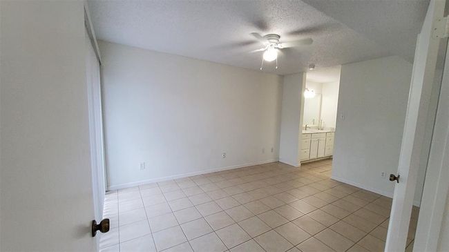 APT-228 - 2611 Grants Lake Blvd, Townhouse with 2 bedrooms, 1 bathrooms and 1 parking in Sugar Land TX | Image 18
