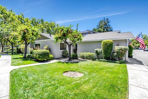 4942 Red Creek Drive, San Jose, CA, 95136 | Card Image