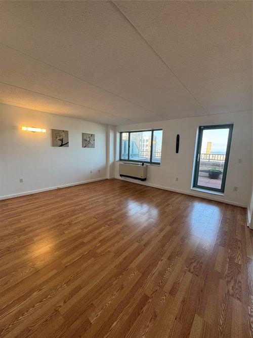 136 Beach 117th St, Rockaway Park, NY, 11694-2079 | Card Image