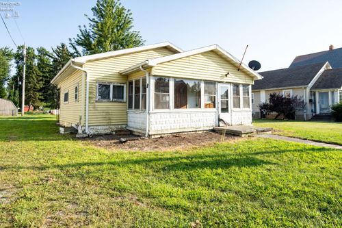 397 Miami St, Tiffin, OH, 44883-2051 | Card Image