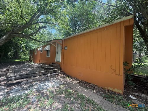 412-410 W North St, Kyle, TX, 78640-5901 | Card Image