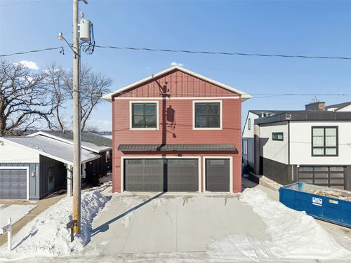 2619 S Lakeview Drive, Clear Lake, IA, 50428 | Card Image