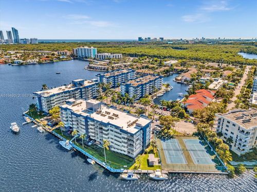 apt-4e-16565 Ne 26th Ave, North Miami Beach, FL, 33160-4036 | Card Image