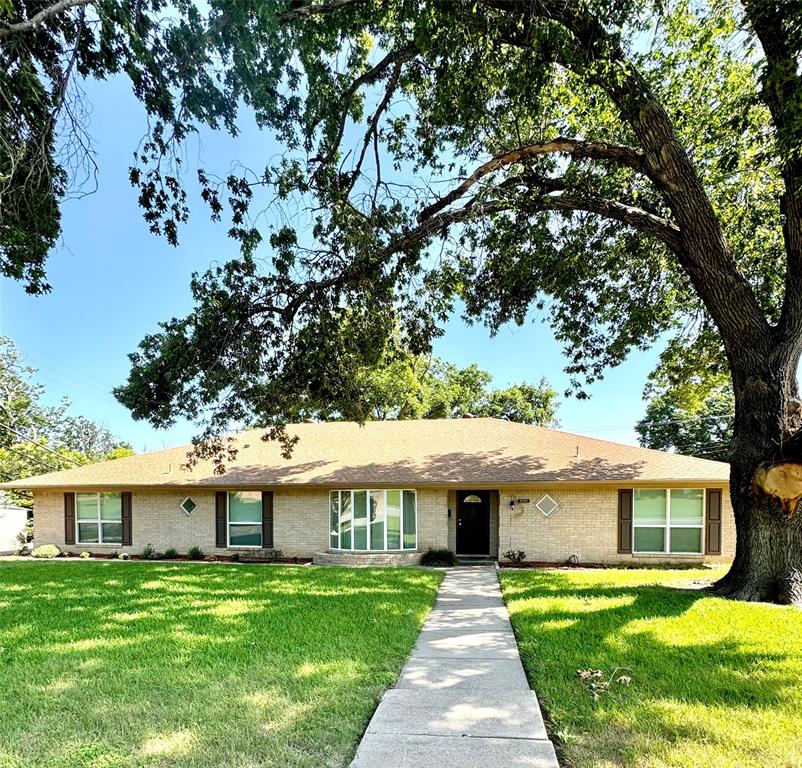 Walton Ave, Fort Worth, TX 76133