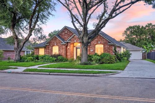 5814 Eldridge Glen Dr, Houston, TX, 77041-4238 | Card Image