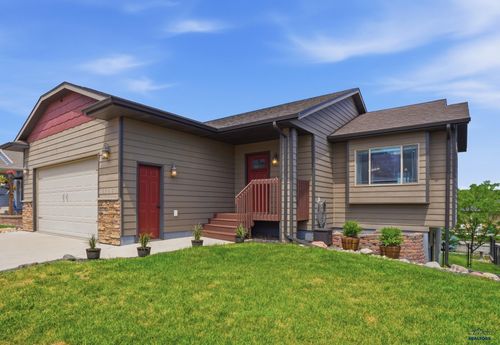 6768 Cambridge Ct, Summerset, SD, 57718-6701 | Card Image