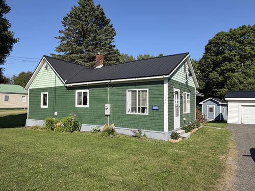 185 Foxcroft Rd, Houlton, ME, 04730-3244 | Card Image
