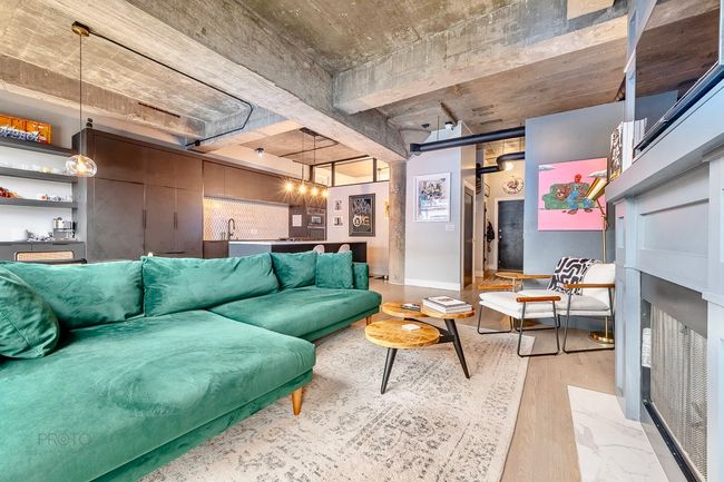 UNIT-302 - 1070 W 15 Th St, Condo with 2 bedrooms, 2 bathrooms and 1 parking in Chicago IL | Image 9
