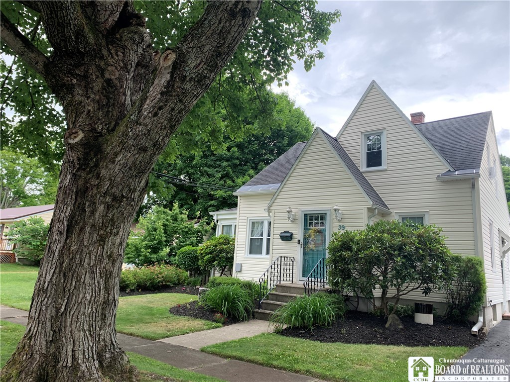 Norton Ave, Jamestown, NY 14701