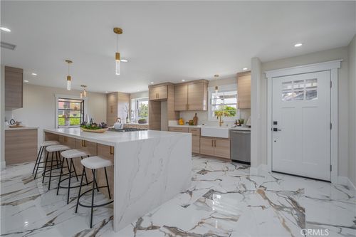 2445 Ocean View Dr, Upland, CA, 91784-1035 | Card Image