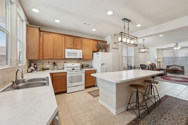 1261 Nevarez, House other with 3 bedrooms, 2 bathrooms and 4 parking in Kyle TX | Image 13