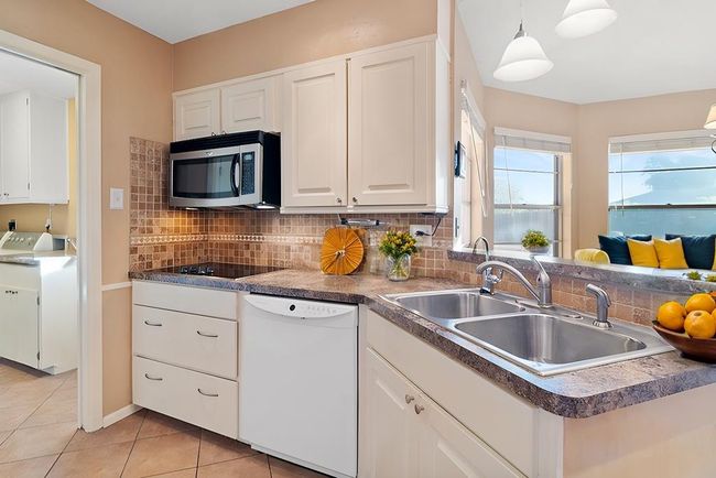 4 Glenwick Cv, House other with 3 bedrooms, 2 bathrooms and 2 parking in Big Spring TX | Image 25