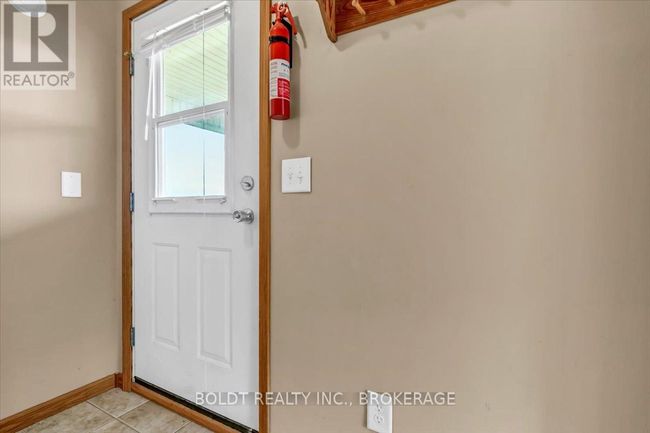 659 Port Maitland Road, Home with 3 bedrooms, 2 bathrooms and 2 parking in Haldimand (Dunnville) ON | Image 32