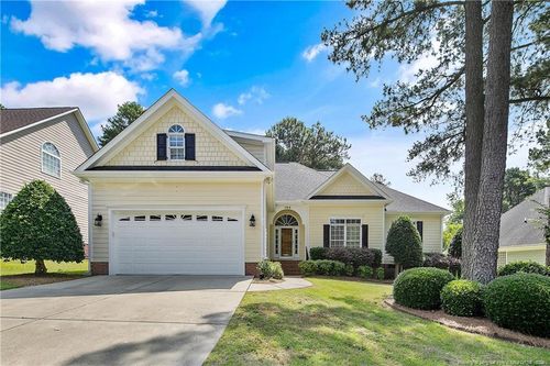 196 Leaning Pine Cir, Spring Lake, NC, 28390-7043 | Card Image