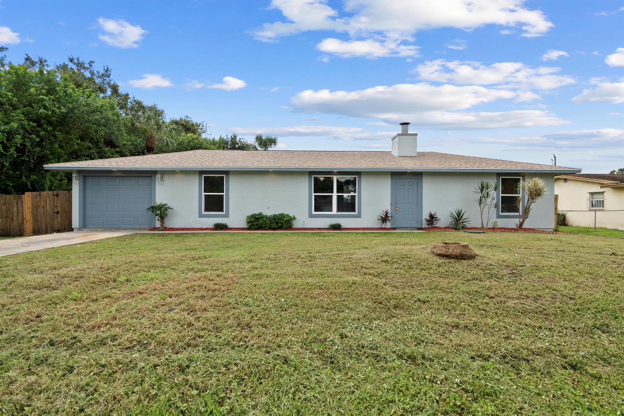 Santana Ave, Fort Pierce, FL 34951