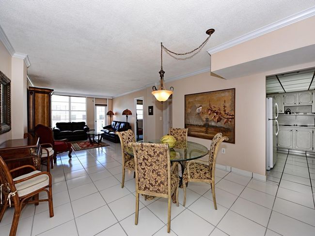APT-621 - 3450 S Ocean Blvd, Condo with 1 bedrooms, 2 bathrooms and null parking in Palm Beach FL | Image 5