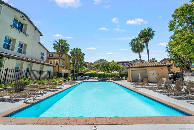 733 Anchor Cv, Townhouse with 2 bedrooms, 3 bathrooms and 2 parking in San Diego CA | Image 37