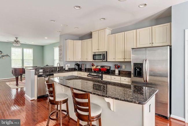 45955 Grammercy Ter, Townhouse with 3 bedrooms, 3 bathrooms and null parking in STERLING VA | Image 11