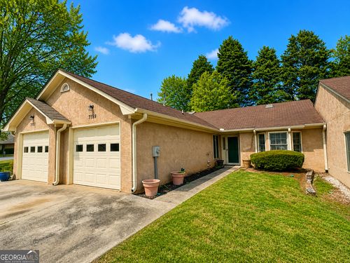7159 Woodridge Ln, Union City, GA, 30291-2374 | Card Image