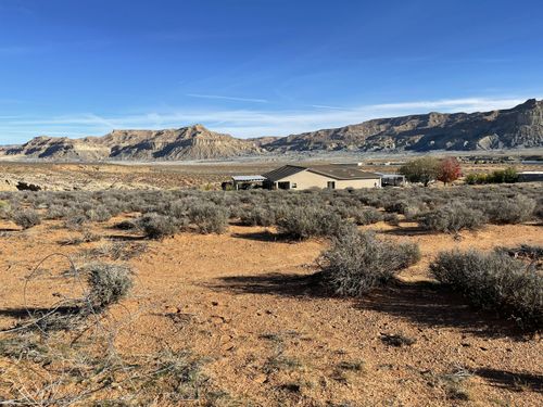 930 S Shelter Cove Dr, Big Water, UT, 84741 | Card Image